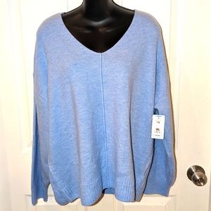 Vince Camuto light weight sweater